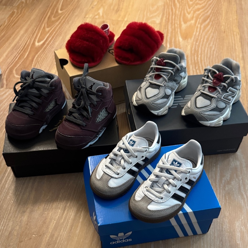 Adidas Kids' Sneakers in White, Blue, and Gray